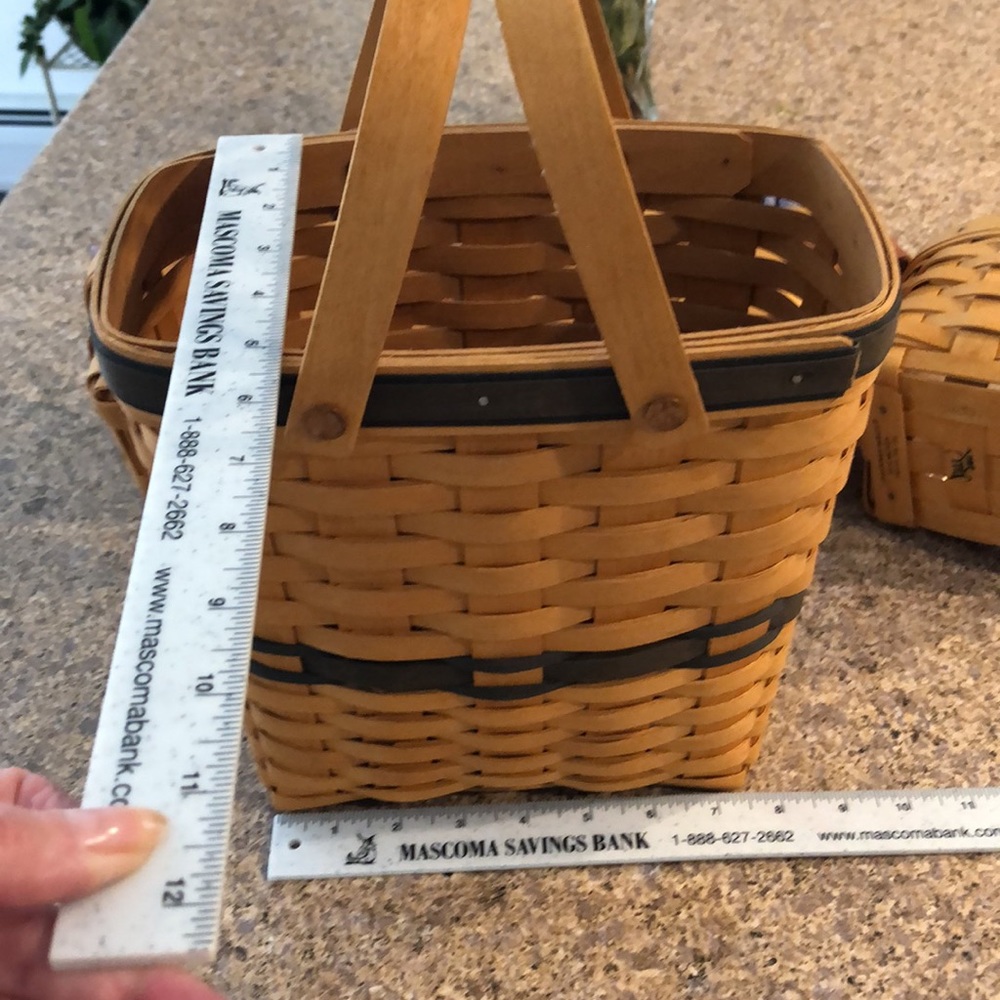 Bundle of 4 Longaberger Baskets Including Collectors Club Membership Basket - Picture 6 of 17